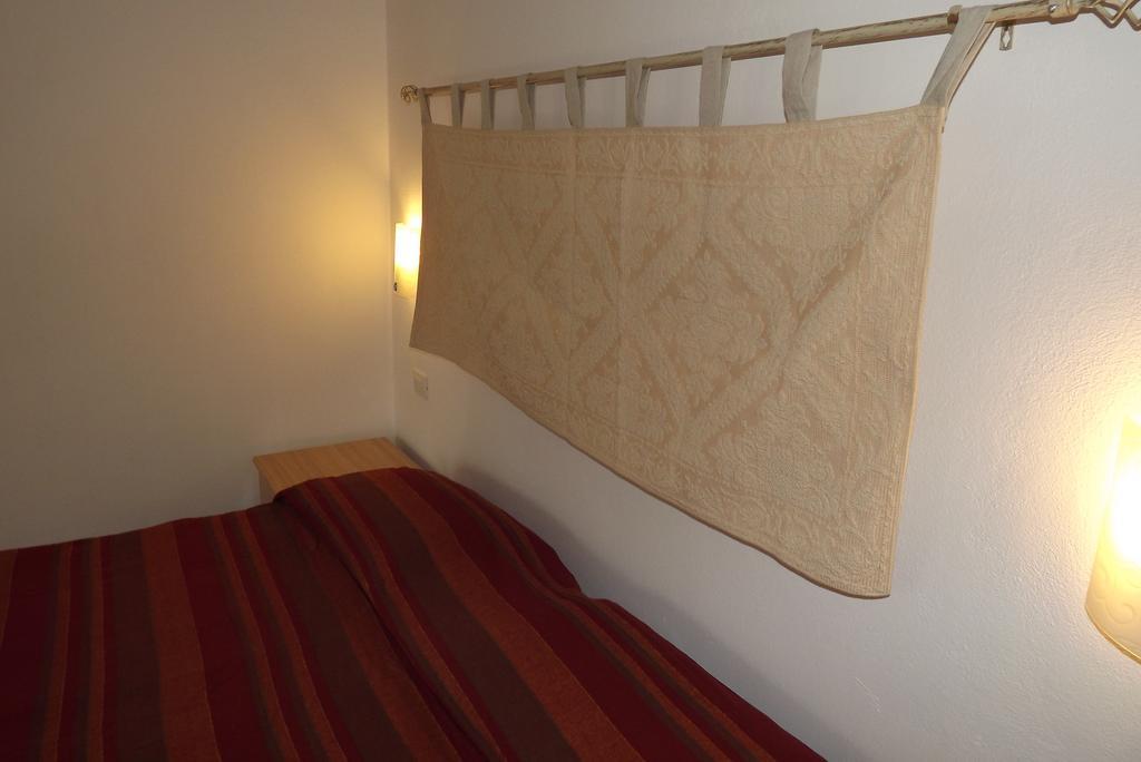 Yellon House Daire Santa Maria Navarrese Dış mekan fotoğraf
